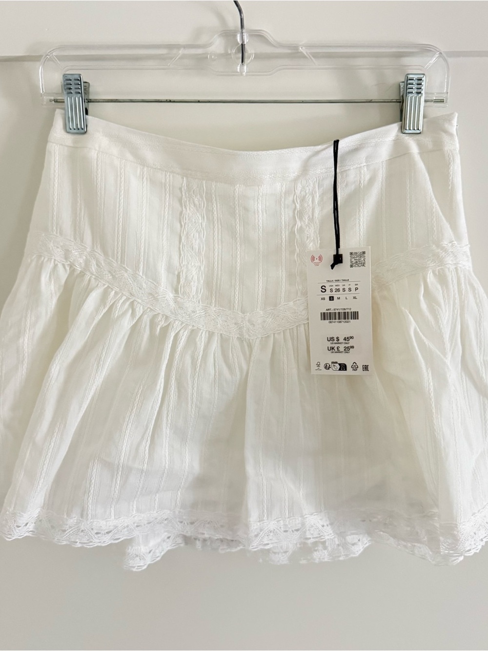 Zara White Mini Skort with Lace Trim